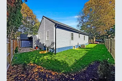 44 Shore Rd, Waltham, MA 02451 - Photo 37