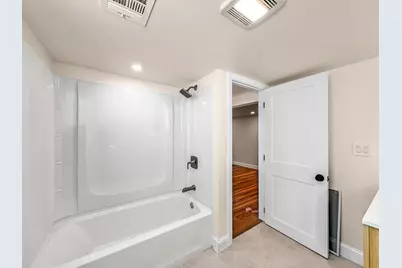 44 Shore Rd, Waltham, MA 02451 - Photo 21