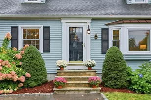 21 Curve St, Bedford, MA 01730 - Photo 37