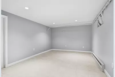 21 Curve Street, Bedford, MA 01730 - Photo 25