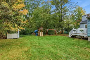 21 Curve St, Bedford, MA 01730 - Photo 31