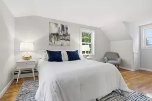 21 Curve St, Bedford, MA 01730 - Photo 23