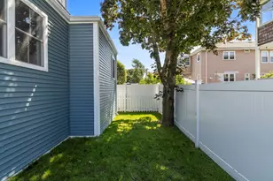122 Woodruff Ave, Medford, MA 02155 - Photo 27