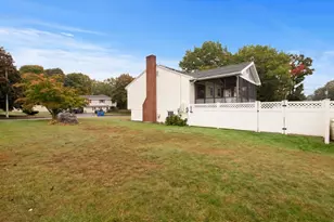 31 Towne Crest Dr, Stoneham, MA 02180 - Photo 5