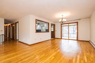 31 Towne Crest Dr, Stoneham, MA 02180 - Photo 15
