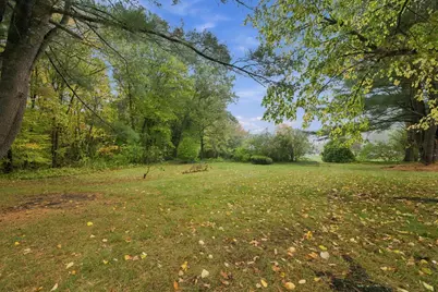 8 Trinity St, Danvers, MA 01923 - Photo 11