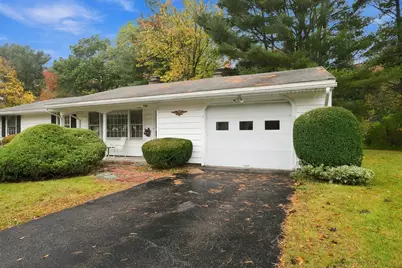 8 Trinity St, Danvers, MA 01923 - Photo 3