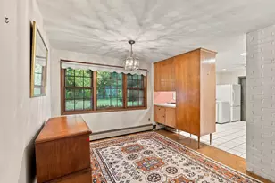 8 Trinity St, Danvers, MA 01923 - Photo 21