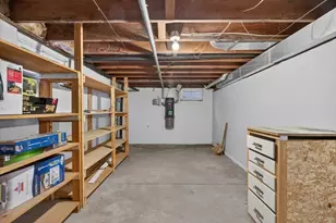 25 Ridgeway Cir, Springfield, MA 01118 - Photo 25