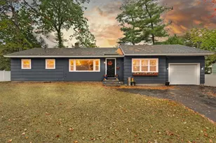 7 Moonbeam Ave, Chelmsford, MA 01824 - Photo 1