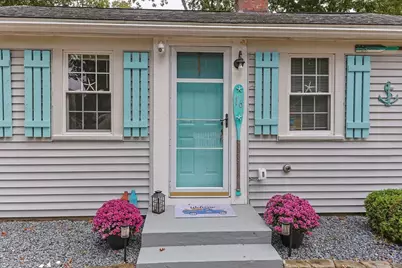 16 Thatcher Rd, Yarmouth, MA 02664 - Photo 3