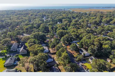 16 Thatcher Rd, Yarmouth, MA 02664 - Photo 31