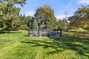 108 Kilby St, Hingham, MA 02043 - Photo 29