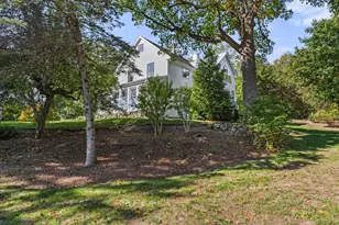 108 Kilby St, Hingham, MA 02043 - Photo 31