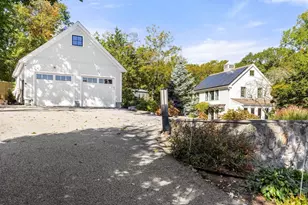 108 Kilby St, Hingham, MA 02043 - Photo 23
