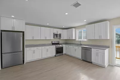 25 Lebanon St #D, Fall River, MA 02723 - Photo 1