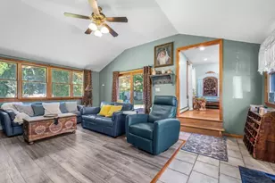 548 Plymouth St, East Bridgewater, MA 02333 - Photo 17