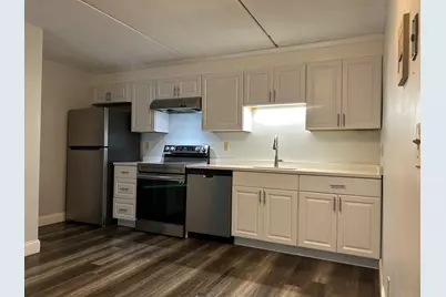 489 Main St #12, Sturbridge, MA 01518 - Photo 1