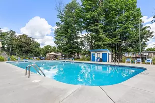 3 Pembroke Dr, Derry, NH 03038 - Photo 9