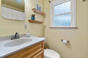 508 Oak St, Franklin, MA 02038 - Photo 11