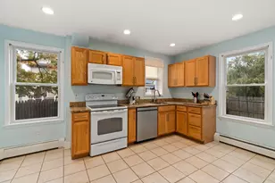 26 Archer St, Lynn, MA 01902 - Photo 5