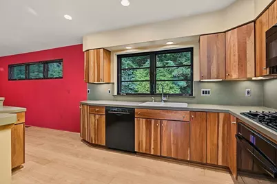 50 Porter St, Granby, MA 01033 - Photo 19