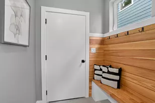 85 Hillcrest St, Waltham, MA 02451 - Photo 15