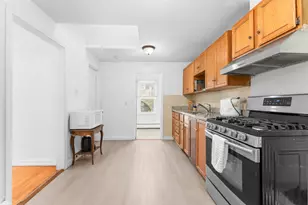 576 Sea St, Quincy, MA 02169 - Photo 9