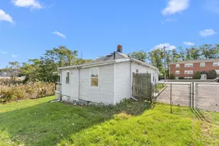 576 Sea St, Quincy, MA 02169 - Photo 17