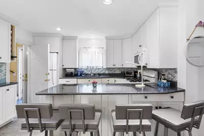 64 Pine St, Swampscott, MA 01907 - Photo 5