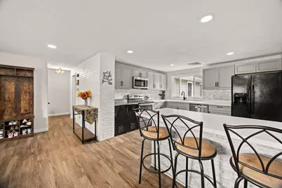 80 Edward Rd, Raynham, MA 02767 - Photo 5