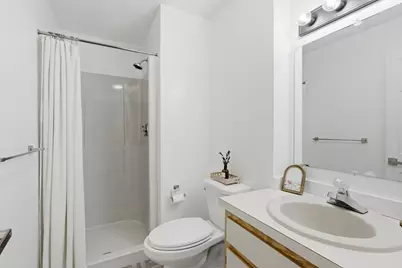 40 Casablanca Ct #40, Haverhill, MA 01832 - Photo 13