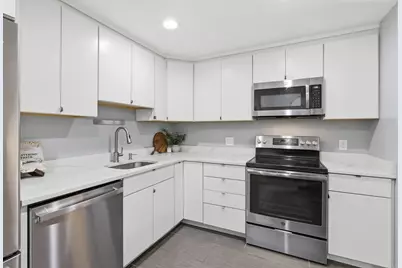 40 Casablanca Ct #40, Haverhill, MA 01832 - Photo 11