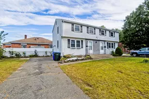 57 Ellen St, Springfield, MA 01104 - Photo 3