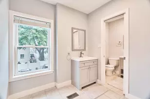 13 Hartwell St, Waltham, MA 02453 - Photo 27