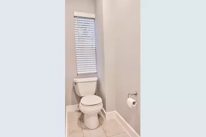 13 Hartwell St #1, Waltham, MA 02453 - Photo 15