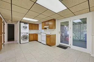 258 Dunbar St, Taunton, MA 02780 - Photo 33