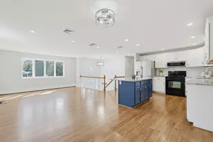 258 Dunbar St, Taunton, MA 02780 - Photo 5