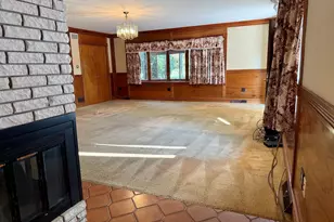 7 Fallon Dr, Westport, MA 02790 - Photo 11