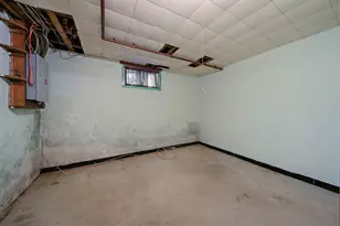 50 Lyons St, Quincy, MA 02169 - Photo 27