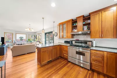 17 Connecticut Ave, Blackstone, MA 01504 - Photo 5