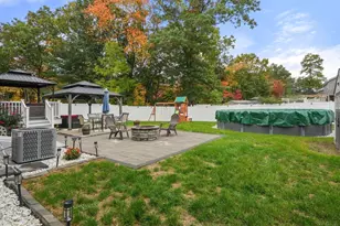 7 Snowden St, Springfield, MA 01119 - Photo 39