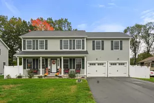 7 Snowden St, Springfield, MA 01119 - Photo 1