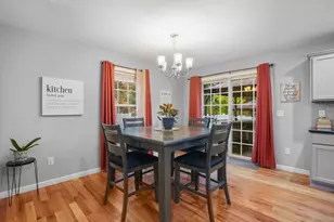 7 Snowden St, Springfield, MA 01119 - Photo 9