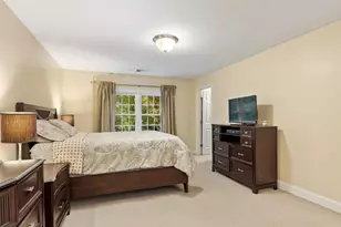448 Malden St, Holden, MA 01520 - Photo 25