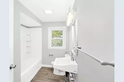 412 Oak Street, Methuen, MA 01844 - Photo 15