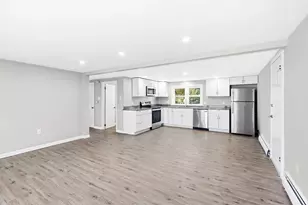 412 Oak St, Methuen, MA 01844 - Photo 5