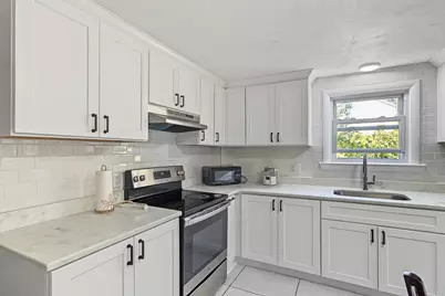 77 Progressive St, Worcester, MA 01604 - Photo 5