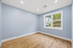 118 Washington St, Melrose, MA 02176 - Photo 17