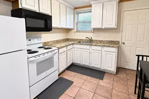 623 Cummins Hwy, Boston, MA 02136 - Photo 7